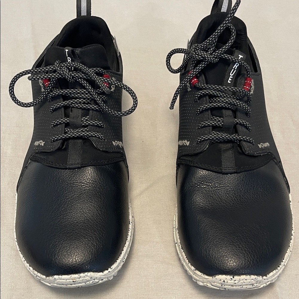True Linkswear men’s golf, athletic and hiking boots SZ 11. Color Black